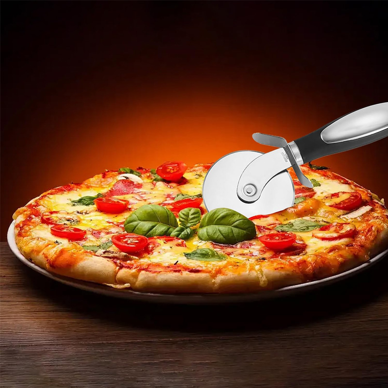 Stainless Steel Pizza Cutter W – Commercial Kitchen Cleaning Bewertung und Preis